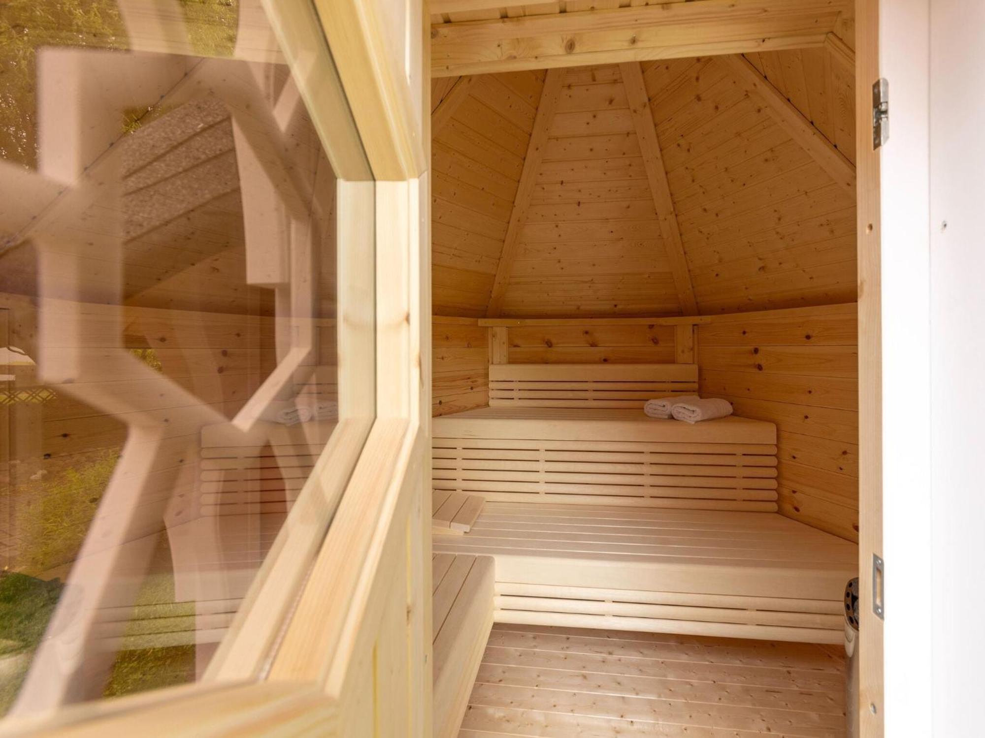 Modern Holiday Home With Sauna By The Sea In Wiek Wiek auf Rügen エクステリア 写真